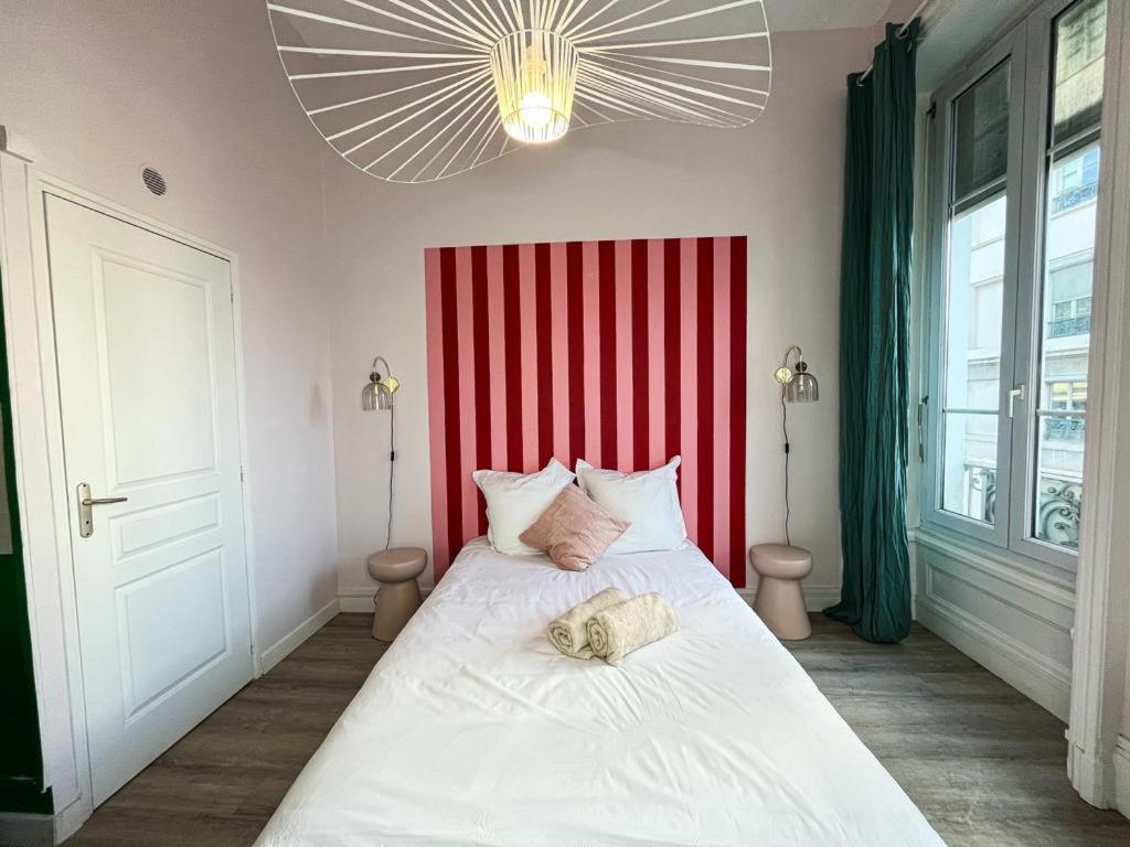 Suite Whitney Лион Экстерьер фото